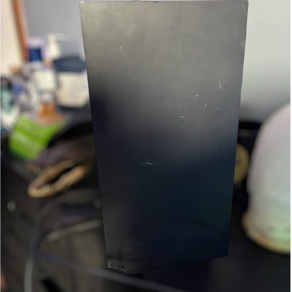 Xbox Series X Console - Black 1 terabyte with disc - Picture 4 of 6